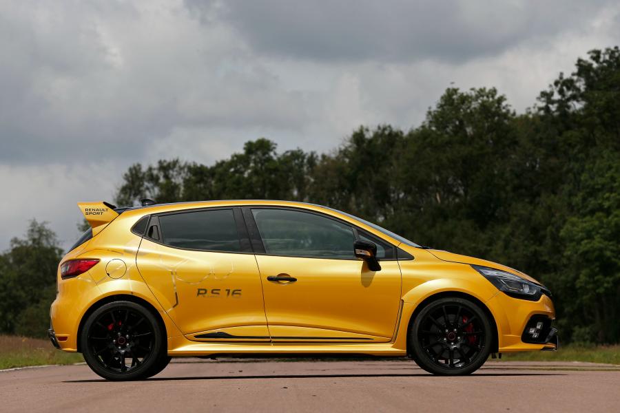  Renault Clio R.S.16 Concept 2016 года  (фото 9 из 54)